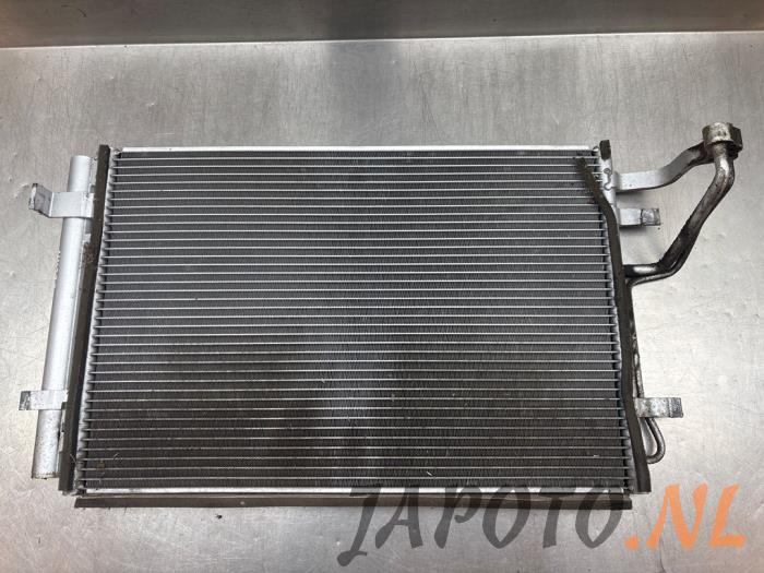 Gebruikte Radiateur Hyundai i30 (FD) 1.6 CVVT 16V Prijs € 52,45 Margeregeling aangeboden door Japoto Parts B.V.