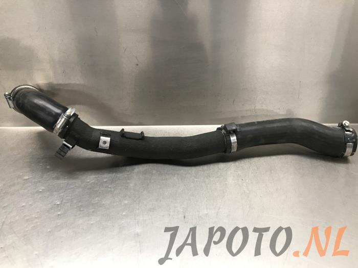 Gebruikte Intercooler Slang Kia Sportage (NQ5E) 1.6 T-GDI MEHV 48V Prijs € 78,70 Margeregeling aangeboden door Japoto Parts B.V.