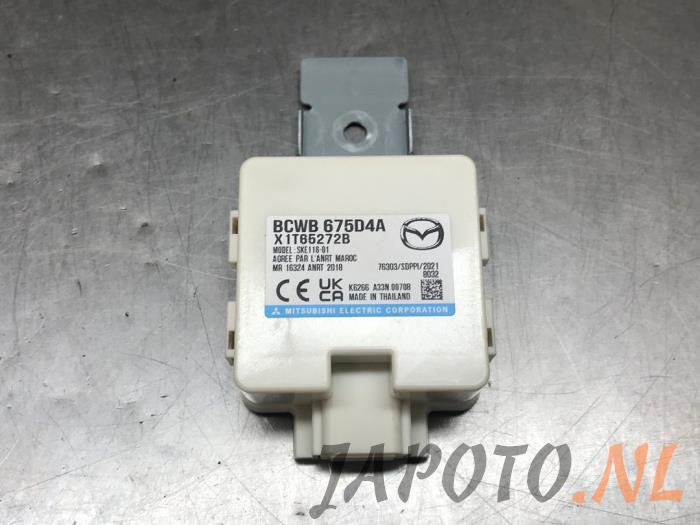 Gebruikte Keyless vehicle module Mazda CX-30 (DM) 2.0 e-SkyActiv-G 150 16V Prijs € 52,45 Margeregeling aangeboden door Japoto Parts B.V.