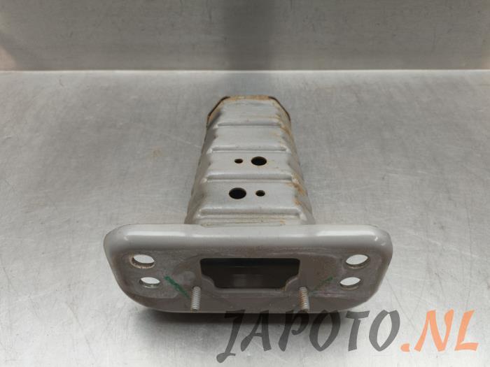 Gebruikte Frontdeel steun Toyota Yaris III (P13) 1.5 16V Hybrid Prijs € 26,20 Margeregeling aangeboden door Japoto Parts B.V.