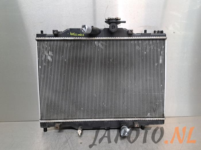 Gebruikte Radiateur Mazda CX-3 (DJ/DK) 2.0 SkyActiv-G 120 Prijs € 94,49 Margeregeling aangeboden door Japoto Parts B.V.
