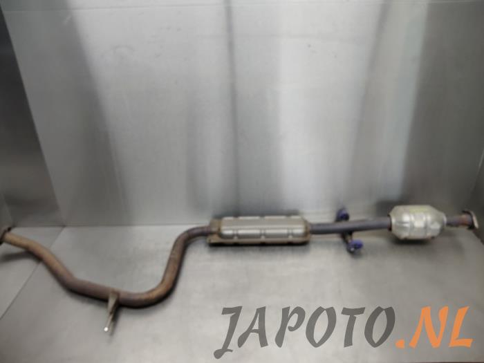 Gebruikte Uitlaat Middendemper Mazda CX-3 (DJ/DK) 2.0 SkyActiv-G 120 Prijs € 262,45 Margeregeling aangeboden door Japoto Parts B.V.