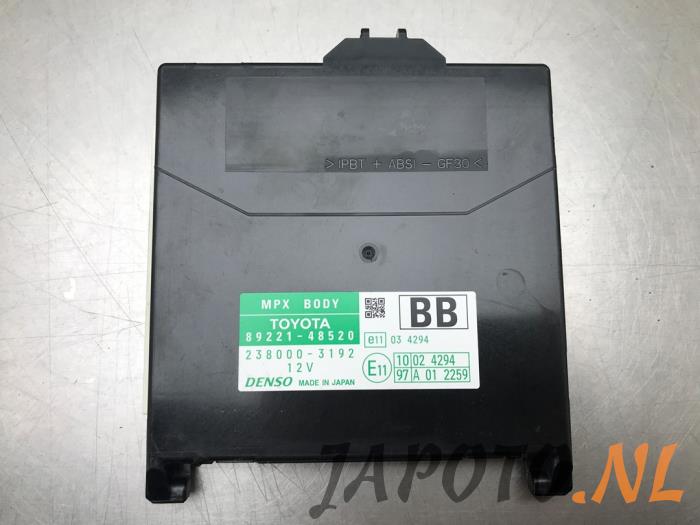 Gebruikte Bodycontrol Module Lexus RX (L1) 450h V6 24V VVT-i 4x4 Prijs € 78,70 Margeregeling aangeboden door Japoto Parts B.V.