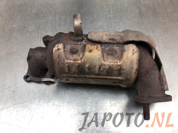 Gebruikte Katalysator Kia Stonic (YB) 1.0i T-GDi 12V Prijs € 208,95 Margeregeling aangeboden door Japoto Parts B.V.