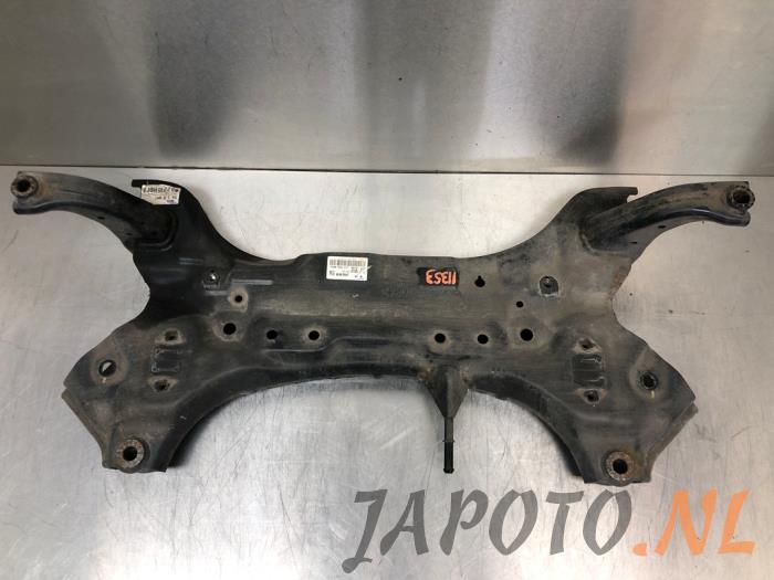 Gebruikte Subframe Kia Stonic (YB) 1.0i T-GDi 12V Prijs € 103,95 Margeregeling aangeboden door Japoto Parts B.V.