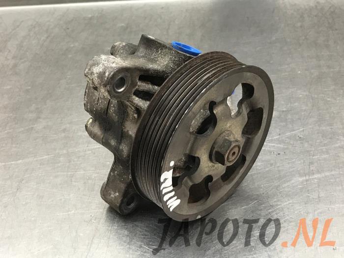 Gebruikte Servopomp Honda CR-V (RD5/6/7/8) 2.0i 16V VTEC Prijs € 52,45 Margeregeling aangeboden door Japoto Parts B.V.