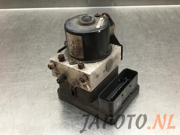 Gebruikte ABS Pomp Honda CR-V (RD5/6/7/8) 2.0i 16V VTEC Prijs € 104,95 Margeregeling aangeboden door Japoto Parts B.V.