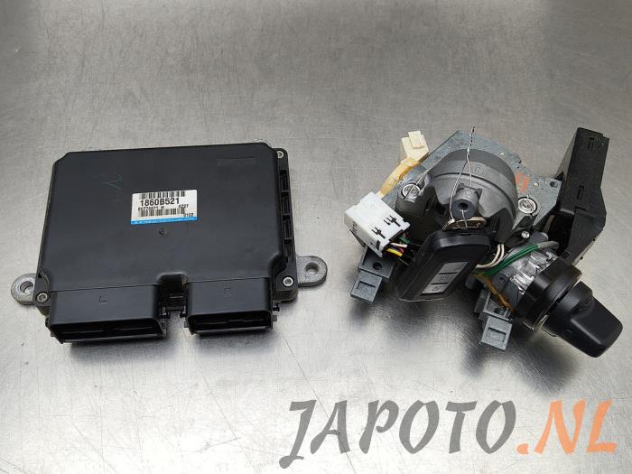 Gebruikte Kontaktslot + computer Mitsubishi Lancer Sportback (CX) 1.6 MIVEC 16V Prijs € 157,50 Margeregeling aangeboden door Japoto Parts B.V.