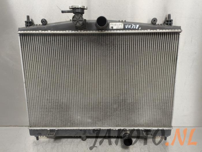 Gebruikte Radiateur Nissan Juke (F15) 1.6 16V Prijs € 52,45 Margeregeling aangeboden door Japoto Parts B.V.