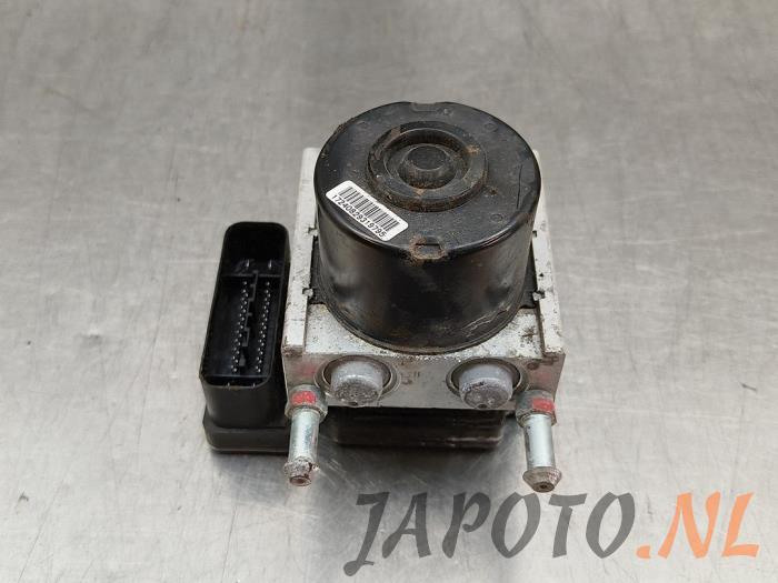 Gebruikte ABS Pomp Suzuki Swift (ZA/ZC/ZD1/2/3/9) 1.3 VVT 16V Prijs € 262,45 Margeregeling aangeboden door Japoto Parts B.V.
