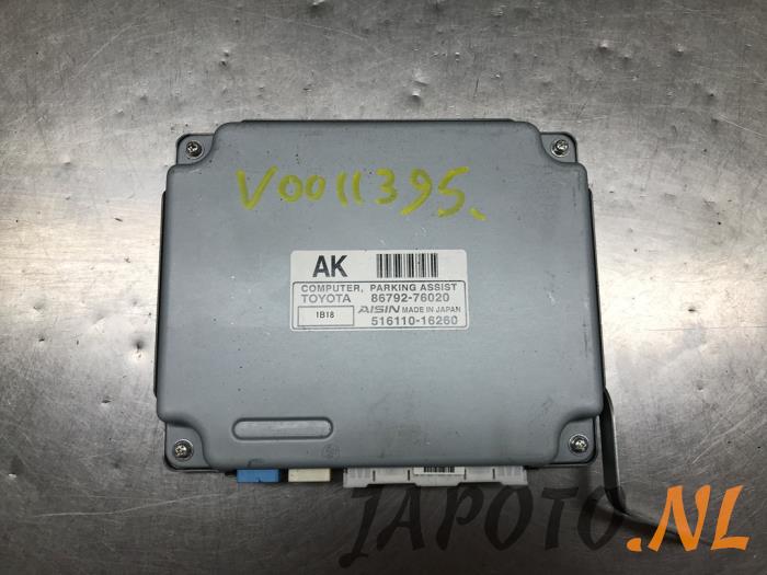 Gebruikte Module PDC Lexus CT 200h 1.8 16V Prijs € 52,45 Margeregeling aangeboden door Japoto Parts B.V.