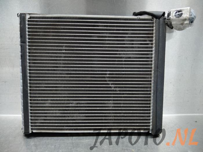 Gebruikte Aircoverdamper Lexus CT 200h 1.8 16V Prijs € 52,45 Margeregeling aangeboden door Japoto Parts B.V.