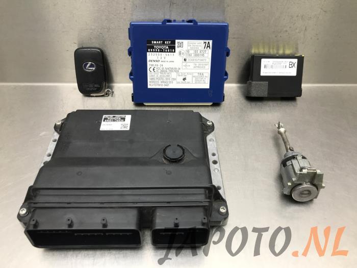 Gebruikte Kontaktslot + computer Lexus CT 200h 1.8 16V Prijs € 262,45 Margeregeling aangeboden door Japoto Parts B.V.