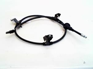 Gebruikte Handrem Kabel Mitsubishi Colt 1.5 16V Prijs € 21,00 Margeregeling aangeboden door Japoto Parts B.V.