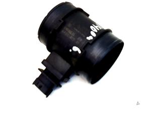 Gebruikte Luchthoeveelheidsmeter Chevrolet Nubira Wagon (J100) 2.0 TCDI 16V Prijs € 20,99 Margeregeling aangeboden door Japoto Parts B.V.