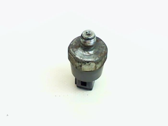 Gebruikte Diversen Toyota Avensis (T25/B1B) 2.0 16V D-4D 115 Prijs € 15,75 Margeregeling aangeboden door Japoto Parts B.V.