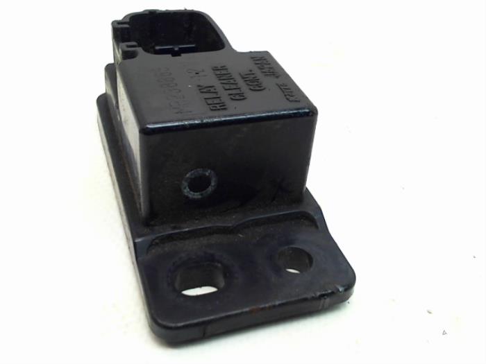 Relay Mitsubishi L200