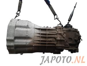 Gebruikte Versnellingsbak Nissan Navara (D40) 2.5 dCi 16V 4x4 Prijs € 374,99 Margeregeling aangeboden door Japoto Parts B.V.