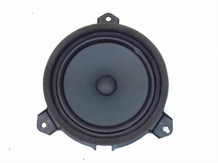 2012 prius speakers