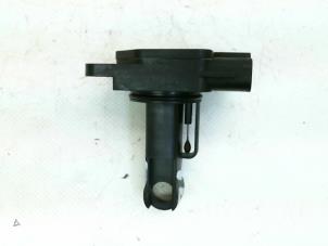 Gebruikte Luchthoeveelheidsmeter Suzuki Grand Vitara II (JT) 2.0 16V Prijs € 41,95 Margeregeling aangeboden door Japoto Parts B.V.