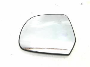 Gebruikte Spiegelglas links Nissan Micra (K13) 1.2 12V DIG-S Prijs € 20,00 Margeregeling aangeboden door Japoto Parts B.V.