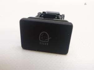 Gebruikte Schakelaar Toyota Prius (ZVW3) 1.8 16V Prijs € 15,75 Margeregeling aangeboden door Japoto Parts B.V.