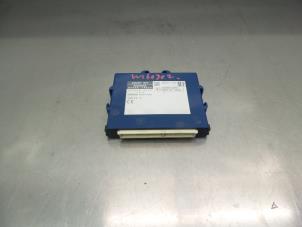 Gebruikte Deur module Toyota iQ 1.0 12V VVT-i Prijs € 26,20 Margeregeling aangeboden door Japoto Parts B.V.