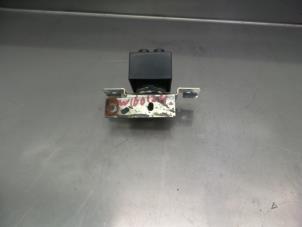 Gebruikte Relais Nissan Note (E12) 1.2 68 Prijs € 10,45 Margeregeling aangeboden door Japoto Parts B.V.