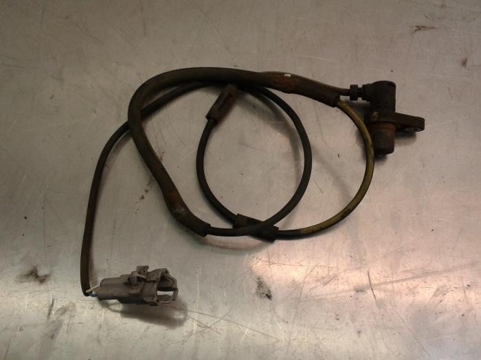 Gebruikte ABS Sensor Toyota RAV4 (A2) 1.8 16V VVT-i 4x2 Prijs € 15,70 Margeregeling aangeboden door Japoto Parts B.V.