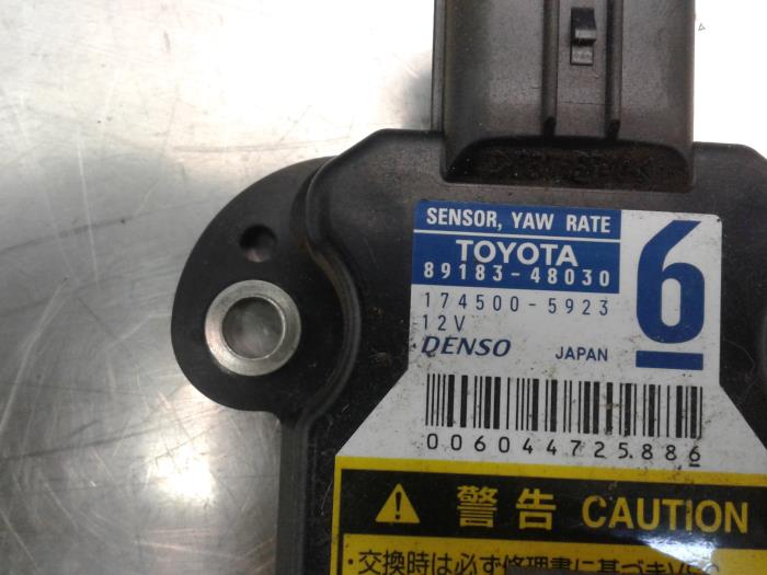 Sensor (overige) van een Toyota Auris (E15) 1.8 16V HSD Full Hybrid 2012