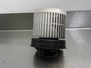 Gebruikte Chaufage Ventilatiemotor Nissan Micra (K13) 1.2 12V Prijs € 40,00 Margeregeling aangeboden door Japoto Parts B.V.
