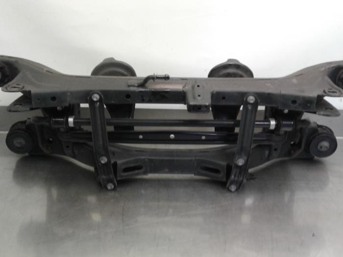 Urus Rear Subframe Subframe Toyota Auris