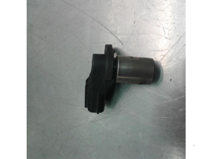 Gebruikte Nokkenas Sensor Mazda Premacy 1.8 16V Prijs € 26,25 Margeregeling aangeboden door Japoto Parts B.V.