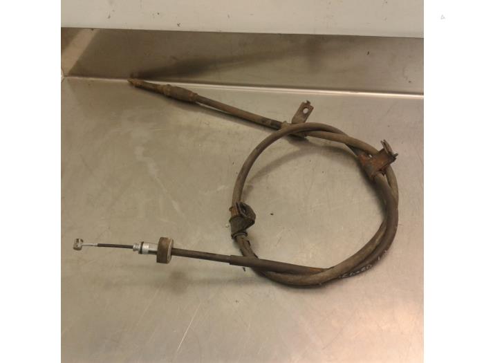 Gebruikte Handrem Kabel Kia Cee'd Sporty Wagon (EDF) 1.4 16V Prijs € 15,70 Margeregeling aangeboden door Japoto Parts B.V.