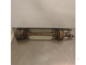 Gebruikte Steekas links-achter Lexus IS (E2) 200 2.0 24V Prijs € 52,50 Margeregeling aangeboden door Japoto Parts B.V.