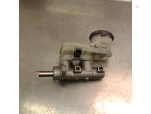 Gebruikte Hoofdremcilinder Honda Civic (ES) 1.3 16V VTEC-i IMA Prijs € 26,25 Margeregeling aangeboden door Japoto Parts B.V.