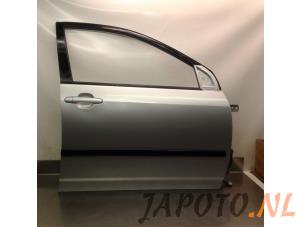 Gebruikte Portier 4Deurs rechts-voor Toyota Corolla Wagon (E12) 1.6 16V VVT-i Prijs € 74,95 Margeregeling aangeboden door Japoto Parts B.V.