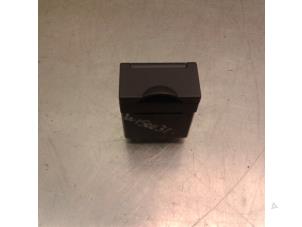 Gebruikte Diversen Hyundai i30 (FD) 1.6 CRDi 16V VGT HP Prijs € 21,00 Margeregeling aangeboden door Japoto Parts B.V.