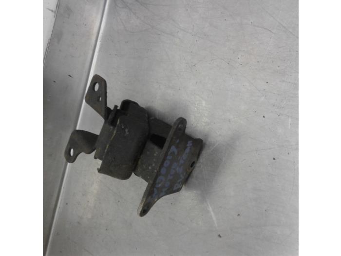 Engine Mount Front UNI-SELECT 2909