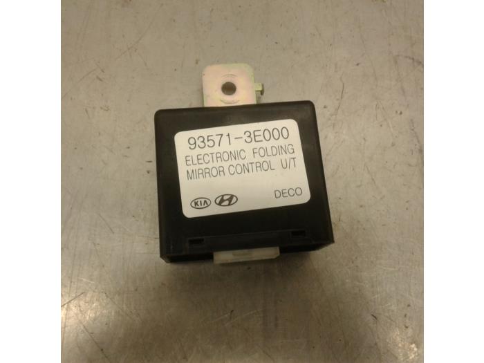 Gebruikte Computer Diversen Kia Sorento I (JC) 2.5 CRDi 16V Prijs € 15,75 Margeregeling aangeboden door Japoto Parts B.V.