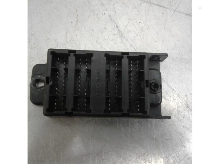 Gebruikte Diversen Kia Sorento I (JC) 2.5 CRDi 16V Prijs € 15,75 Margeregeling aangeboden door Japoto Parts B.V.