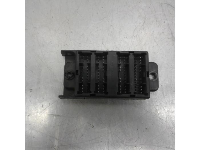 Gebruikte Diversen Kia Sorento I (JC) 2.5 CRDi 16V Prijs € 15,75 Margeregeling aangeboden door Japoto Parts B.V.