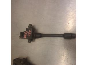 Gebruikte Bobine Nissan Maxima QX (A32) 2.0 V6 24V Prijs € 20,99 Margeregeling aangeboden door Japoto Parts B.V.