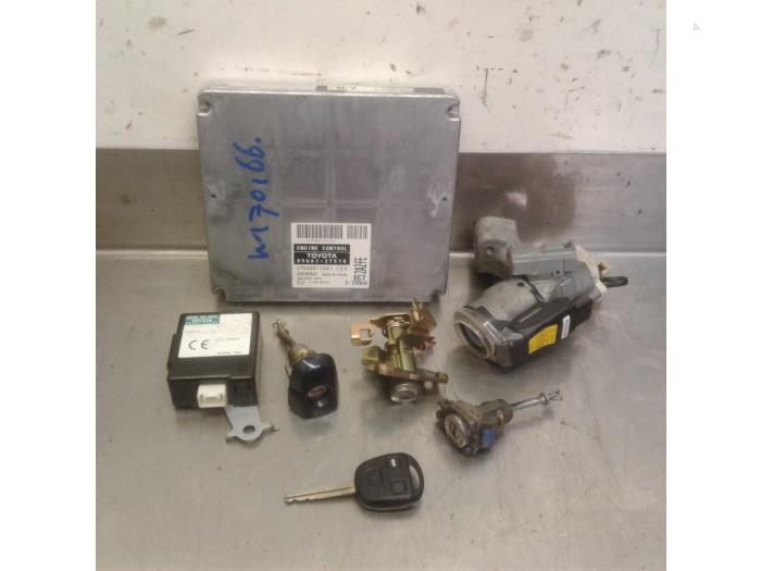 Gebruikte Kontaktslot + computer Toyota Camry (CV30) 2.4i 16V VVT-i Prijs € 104,95 Margeregeling aangeboden door Japoto Parts B.V.