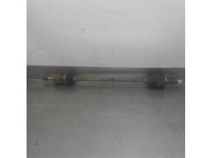 Gebruikte Steekas rechts-achter Mitsubishi Outlander (CW) 2.2 DI-D 16V 4x4 Prijs € 26,20 Margeregeling aangeboden door Japoto Parts B.V.