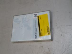 Gebruikte Navigatie CD Volvo V70 (SW) Prijs € 30,00 Margeregeling aangeboden door Poolman autodemontage