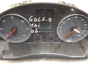 Gebruikte Cockpit Volkswagen Golf V (1K1) 1.9 TDI Prijs € 30,00 Margeregeling aangeboden door Poolman autodemontage