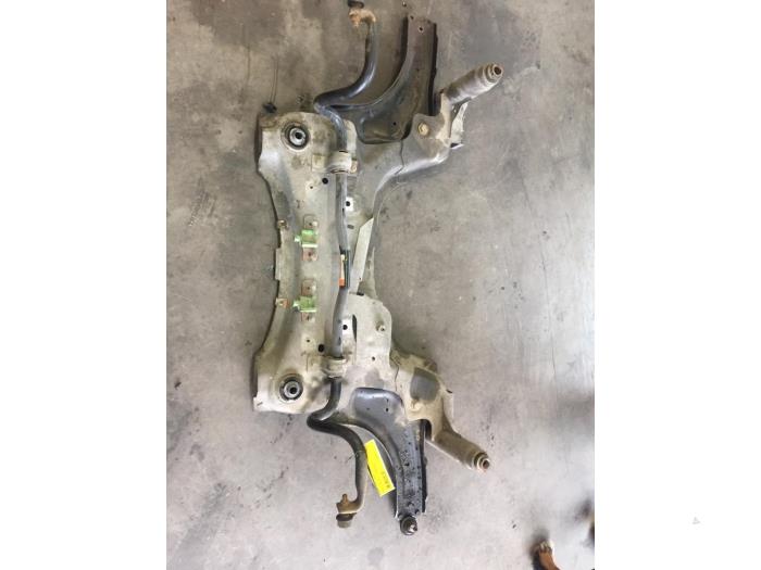 Gebruikte Subframe Renault Scénic III (JZ) 1.5 dCi 105 Prijs € 30,00 Margeregeling aangeboden door Poolman autodemontage
