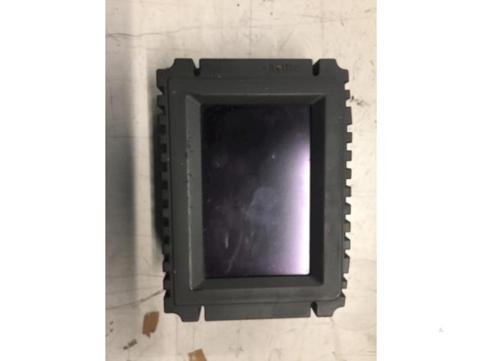 Gebruikte Display Interieur Opel Vectra C 2.2 DTI 16V Prijs € 30,00 Margeregeling aangeboden door Poolman autodemontage