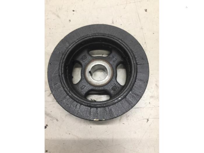 Gebruikte Poelie Krukas Toyota Corolla Wagon (E12) 1.4 16V VVT-i Prijs € 20,00 Margeregeling aangeboden door Poolman autodemontage